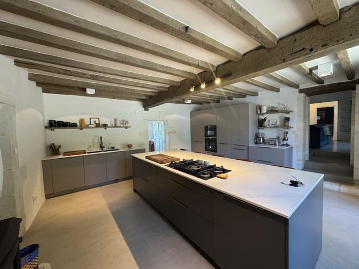 Image No.5-Maison de campagne de 7 chambres à vendre à Vendoire