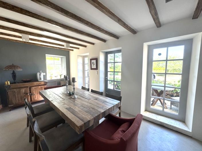 Image No.6-Maison de campagne de 7 chambres à vendre à Vendoire