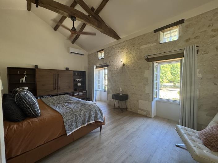Image No.8-Maison de campagne de 7 chambres à vendre à Vendoire