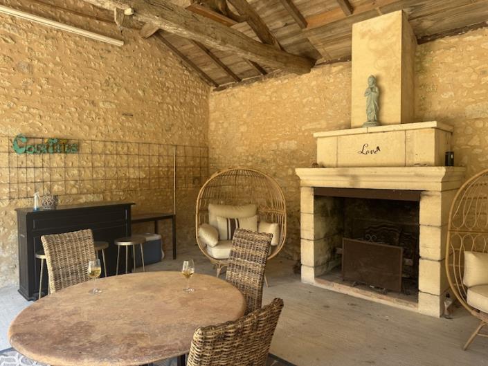 Image No.12-Maison de campagne de 7 chambres à vendre à Vendoire