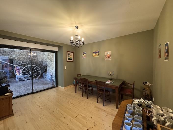 Image No.5-Propriété de pays de 8 chambres à vendre à Montagrier