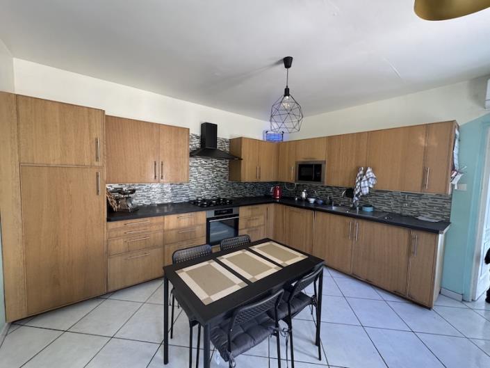 Image No.10-Maison de campagne de 6 chambres à vendre à Brossac