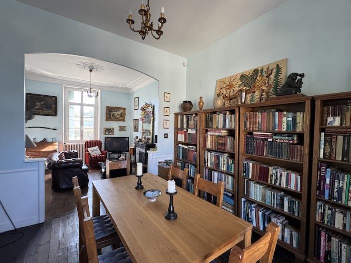 Image No.3-5 Bed Chateaux for sale