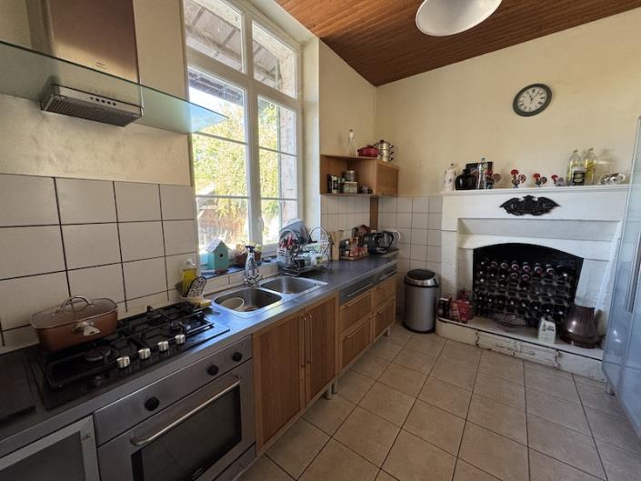 Image No.7-Maison de 6 chambres à vendre à Chalais