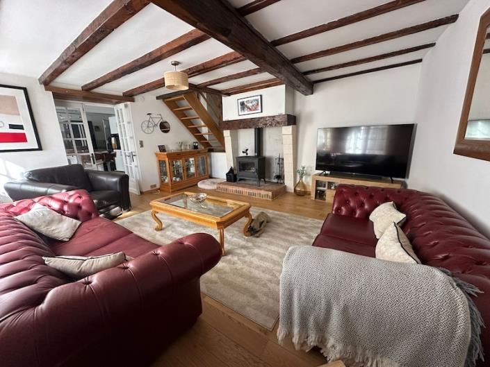 Image No.2-Maison de village de 3 chambres à vendre à Saint-Paul-Lizonne