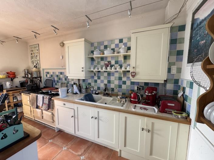 Image No.5-Maison de campagne de 4 chambres à vendre à Verteillac