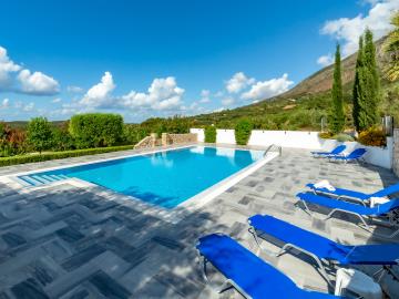 Villa_for_sale_in_Valeriano_Kefalonia--22-