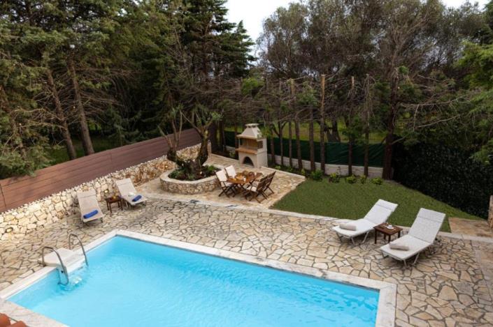 Image No.18-Villa de 2 chambres à vendre à Minies