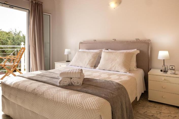 Image No.11-Villa de 2 chambres à vendre à Minies