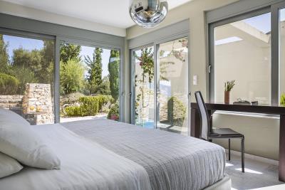 Villa_for_sale_close_to_Fiskardo_Kefalonia--24-