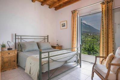 Villa_for_sale_in_Lourdata_Kefalonia--10-