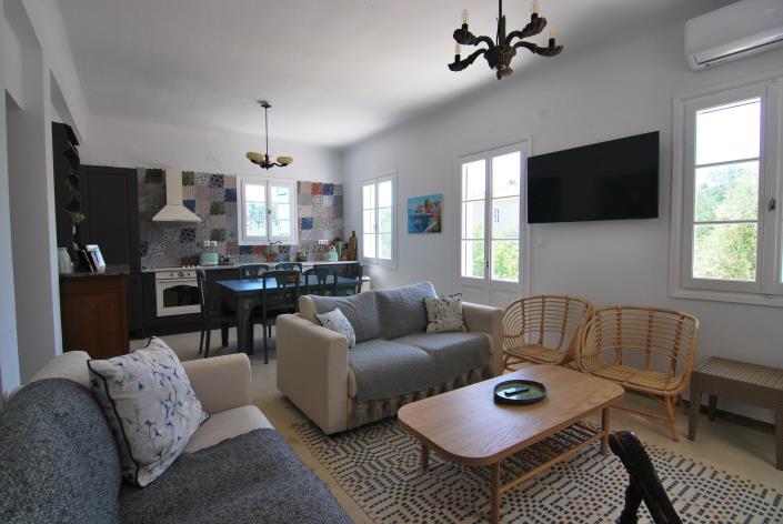 Image No.3-Villa de 5 chambres à vendre à Svoronata