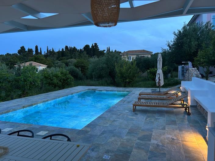 Image No.45-Villa de 5 chambres à vendre à Svoronata