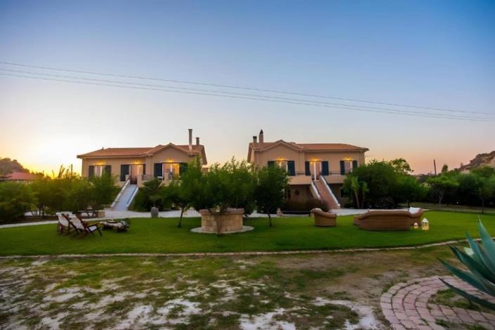 Image No.2-Villa / Détaché de 9 chambres à vendre à Céphalonie