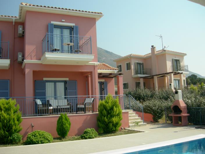 Image No.13-Propriété de 8 chambres à vendre à Platies