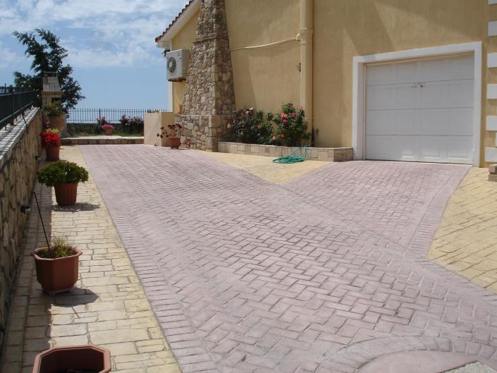 Image No.6-Propriété de 4 chambres à vendre à Kobothekrata