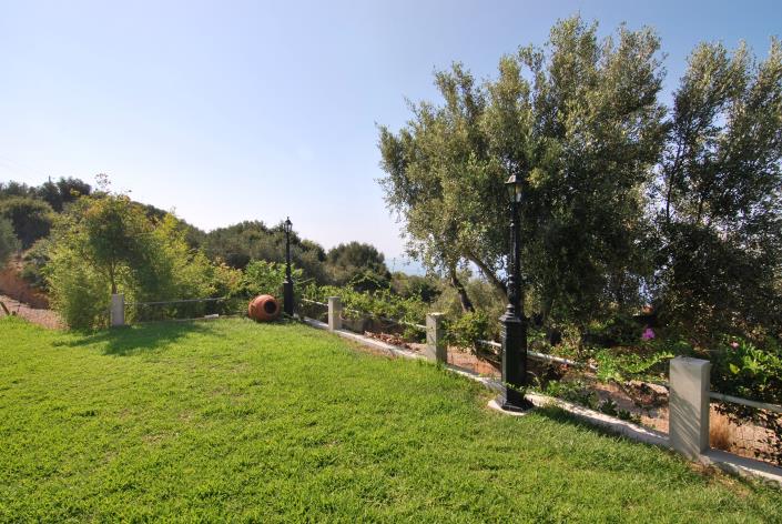 Image No.18-Commercial à vendre à Platies