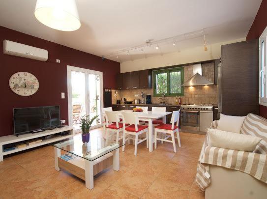 Image No.9-Villa de 3 chambres à vendre à Makriotika