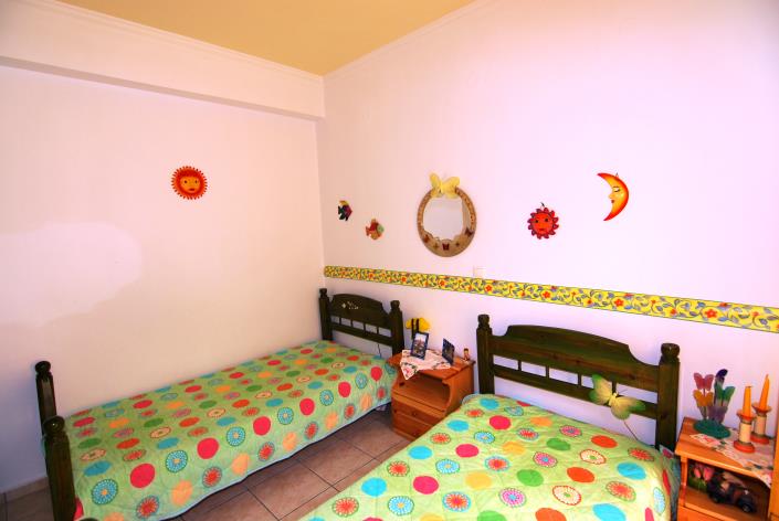 Image No.12-2 Bed Property for sale