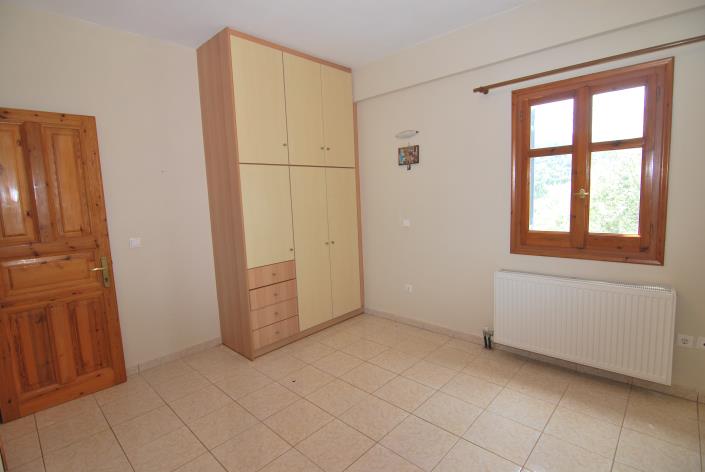 Image No.8-Propriété de 6 chambres à vendre à Matsoukata