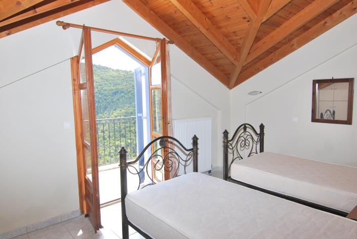 Image No.7-Propriété de 6 chambres à vendre à Matsoukata