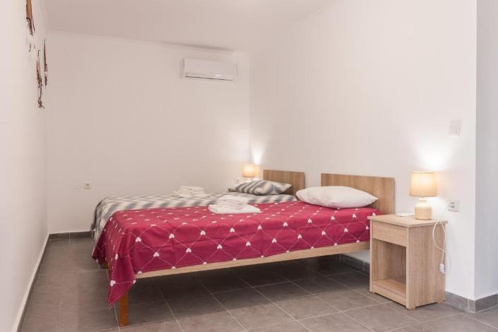 Image No.7-Villa de 4 chambres à vendre à Ratzakli