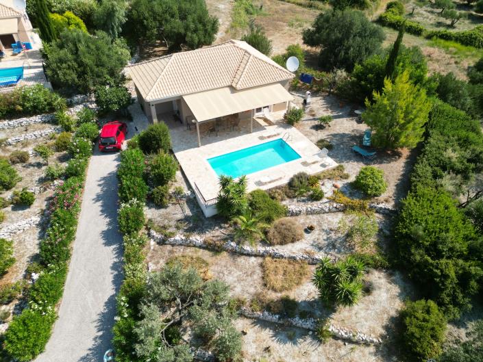 Image No.2-Villa de 2 chambres à vendre à Ratzakli