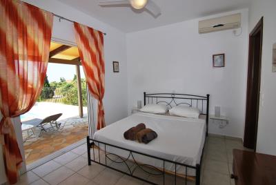 Villa_for_sale_in_Ratzakli_Kefalonia--37-