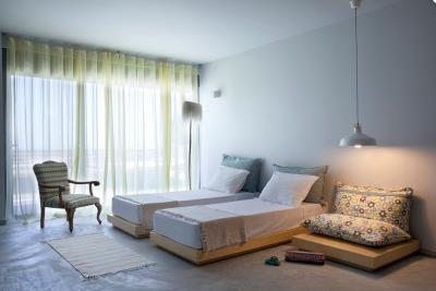 Exquistie_villa_with_pool_for_sale_in_Kefalonia--31-