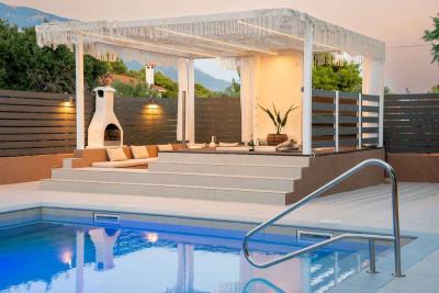 7a96e426-c91a-4c16-9d6d-abd8f90fd2b8