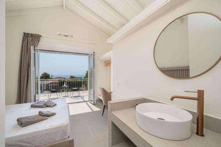 Image No.8-3 Bed Villa for sale