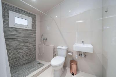 92b58e81-5d92-43bb-8f9b-b4a11454af22