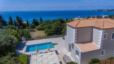 Villa_with_pool_for_sale_in_Lourdas_Kefalonia--1-