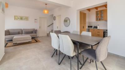 Villa_with_pool_for_sale_in_Lourdas_Kefalonia--5-