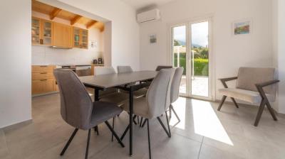 Villa_with_pool_for_sale_in_Lourdas_Kefalonia--11-