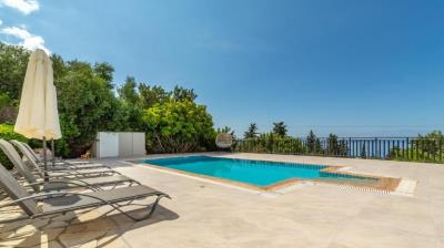 Villa_with_pool_for_sale_in_Lourdas_Kefalonia--15-