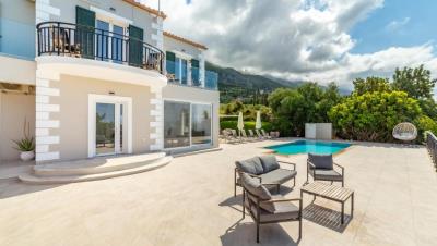 Villa_with_pool_for_sale_in_Lourdas_Kefalonia--19-