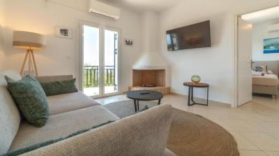 Villa_with_pool_for_sale_in_Lourdas_Kefalonia--25-