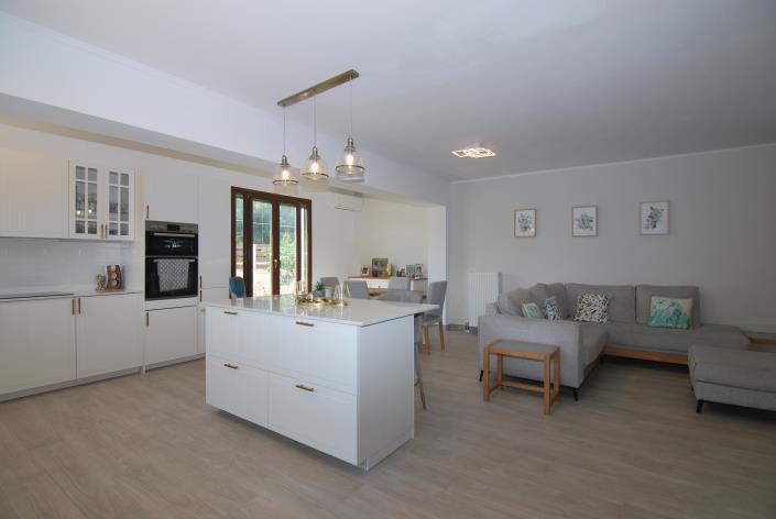 Image No.14-Villa de 4 chambres à vendre à Metaxata