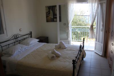 Villa_for_sale_in_Erissos_Kefalonia--6-