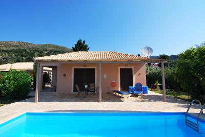 Villa_with_pool_for_sale_in_Kefalonia--12-