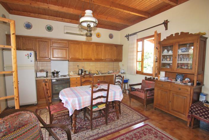 Image No.4-Maison de 2 chambres à vendre à Lixouri