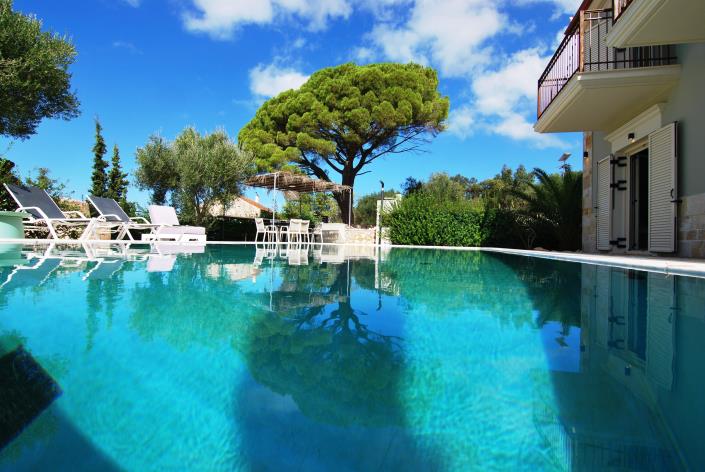 Image No.6-Villa de 4 chambres à vendre à Tzamarelata