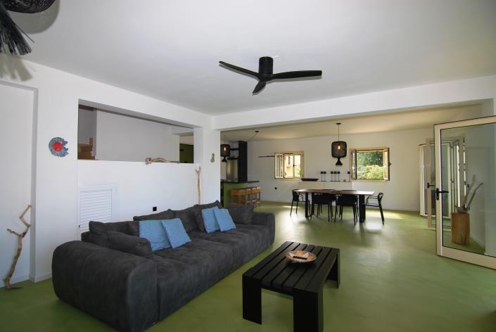 Image No.14-Villa de 4 chambres à vendre à Tzamarelata