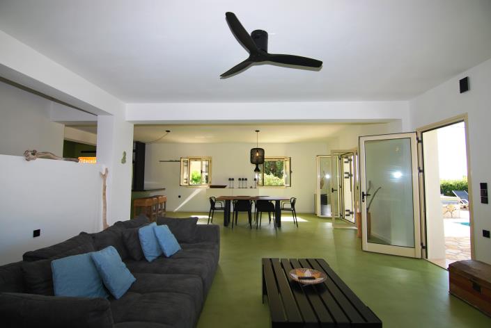 Image No.16-Villa de 4 chambres à vendre à Tzamarelata