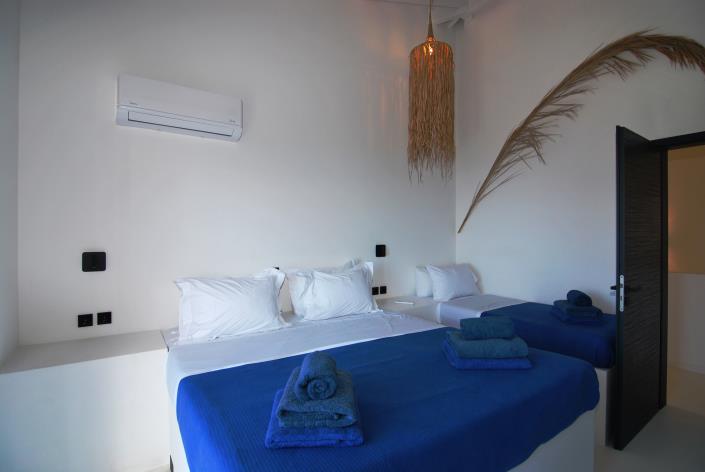 Image No.28-Villa de 4 chambres à vendre à Tzamarelata