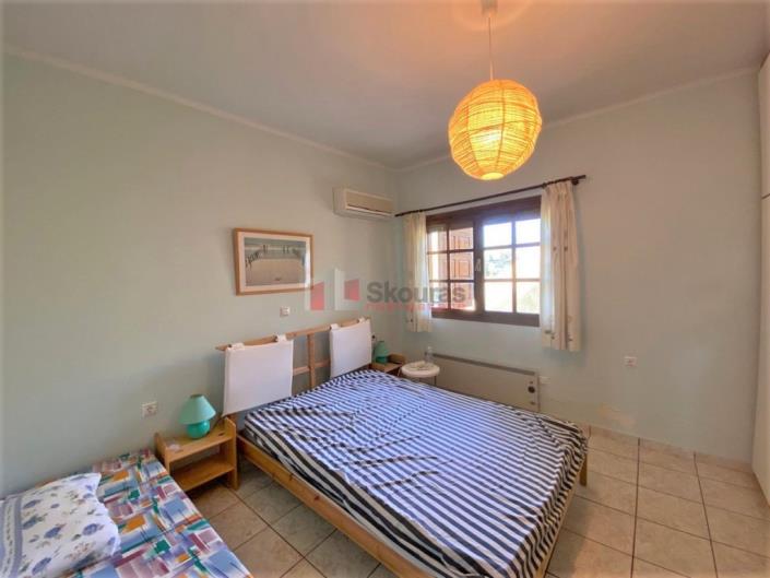 Image No.17-3 Bed House for sale