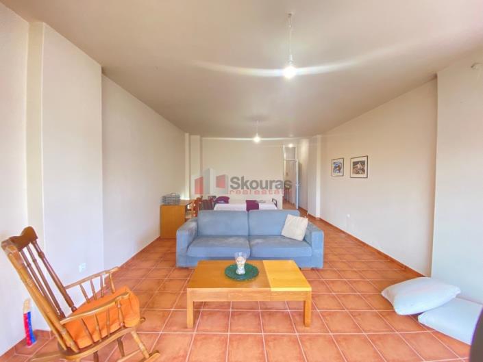 Image No.21-4 Bed House for sale