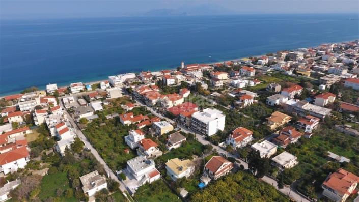 Image No.26-3 Bed House for sale