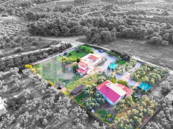 Image No.23-5 Bed House for sale